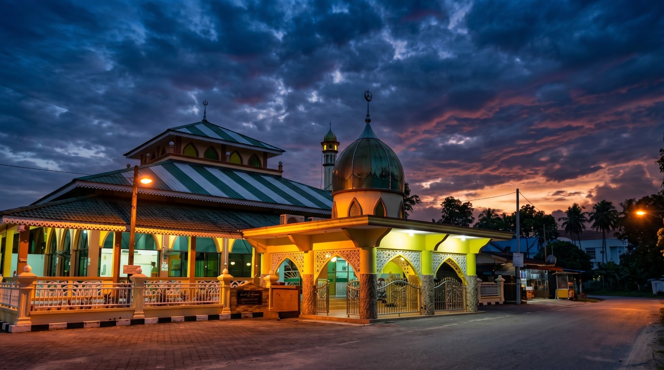MASJID MUKIM KAMPUNG BARU NELAYAN in Kelantan