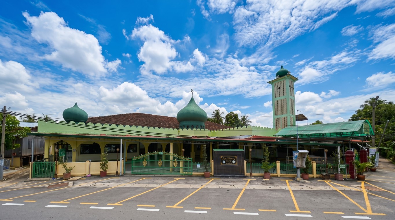 MASJID MUKIM WAKAF BHARU in Kelantan