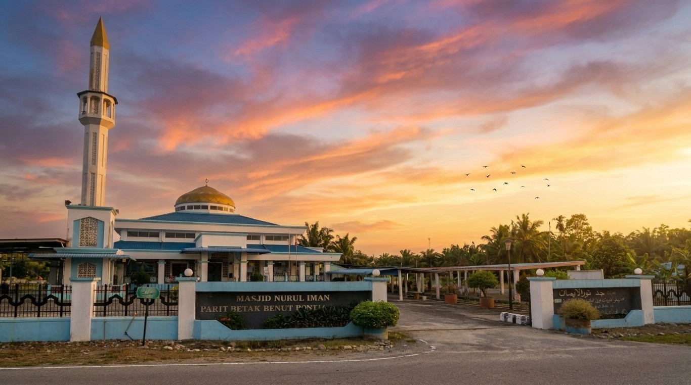 MASJID NURUL IMAN, KAMPUNG PARIT BETAK in Johor