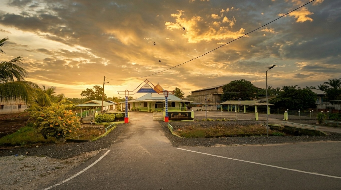 MASJID PARIT PAK INTAN in Johor