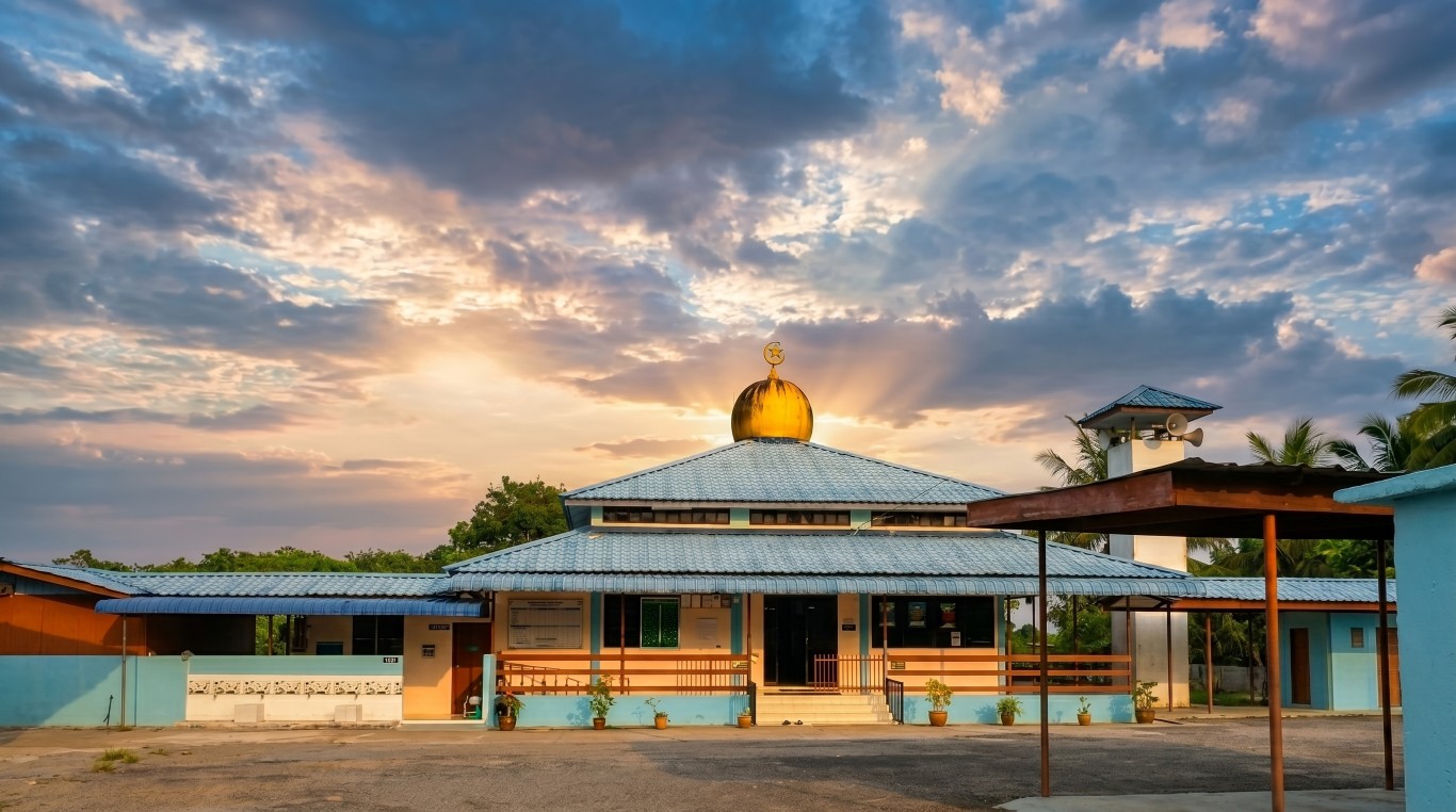MASJID SAIDINA OSMAN in Johor