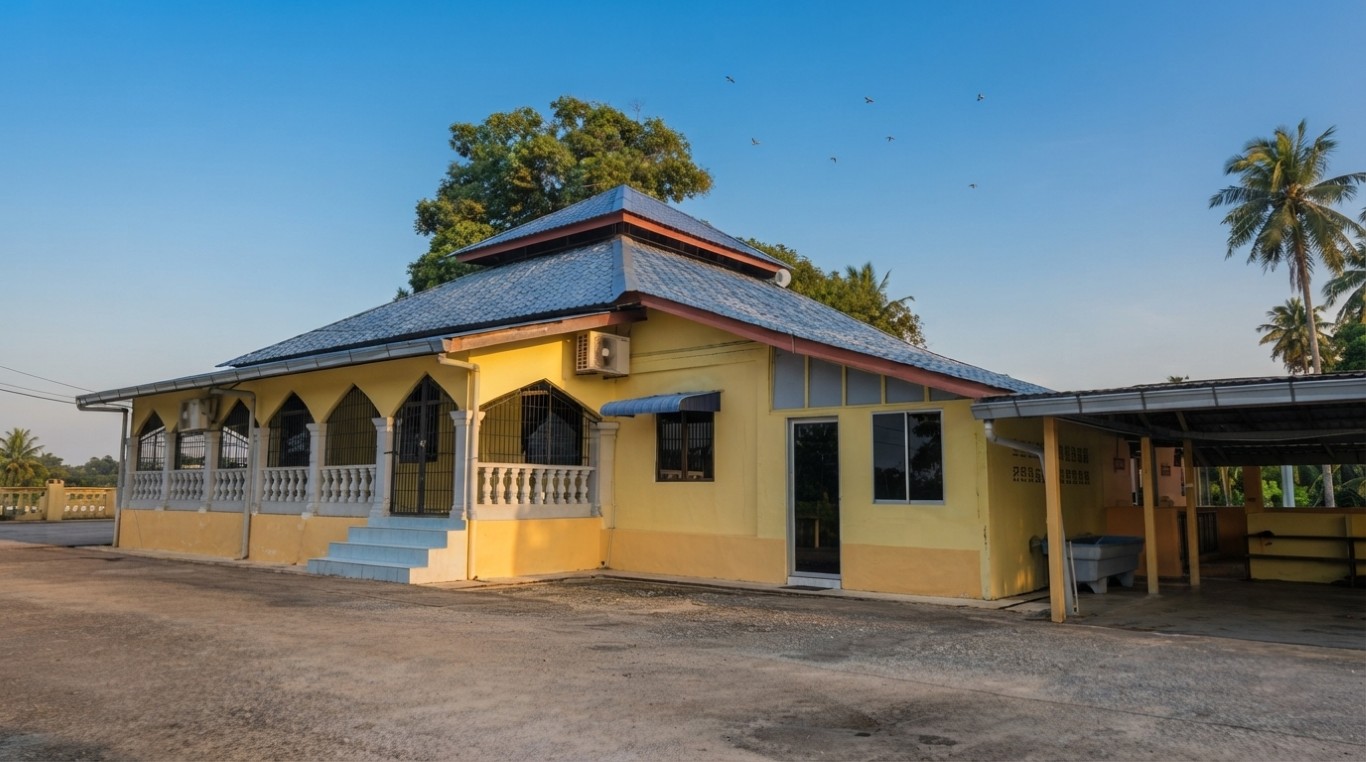 MASJID TANJUNG KERAYONG in Pahang