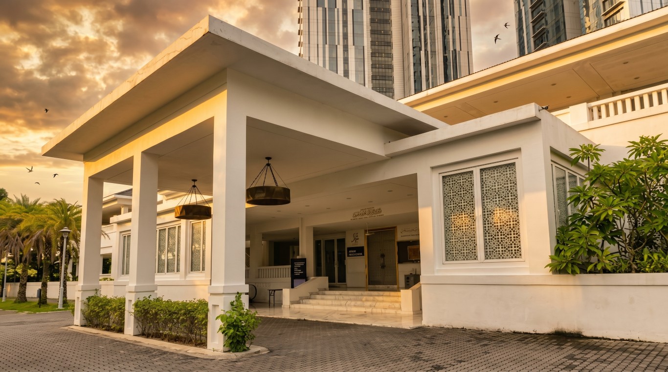 MASJID TUNKU LAKSAMANA TUNKU JALIL gallery image in Johor