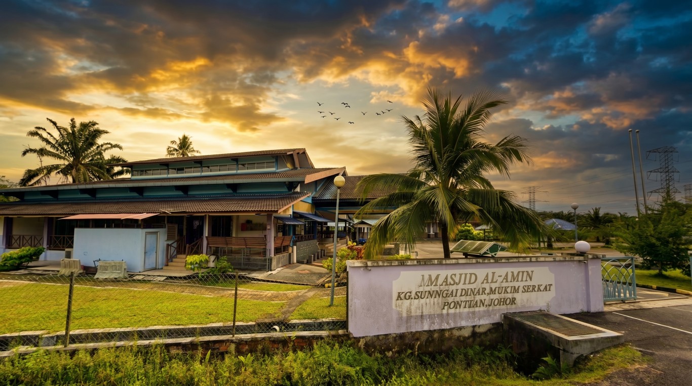 AL-AMIN, KAMPUNG SUNGAI DINAR in Johor