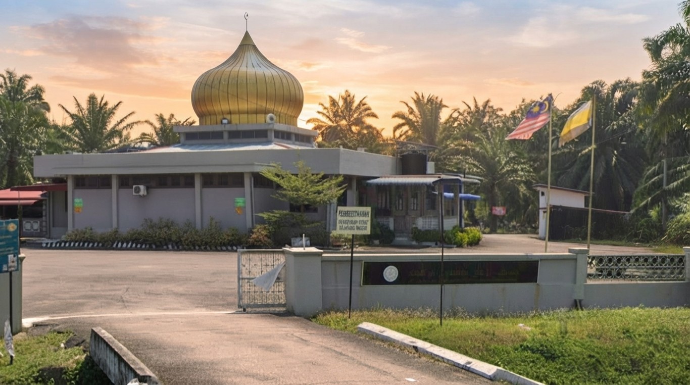 MASJID AL - A ALA in Perak