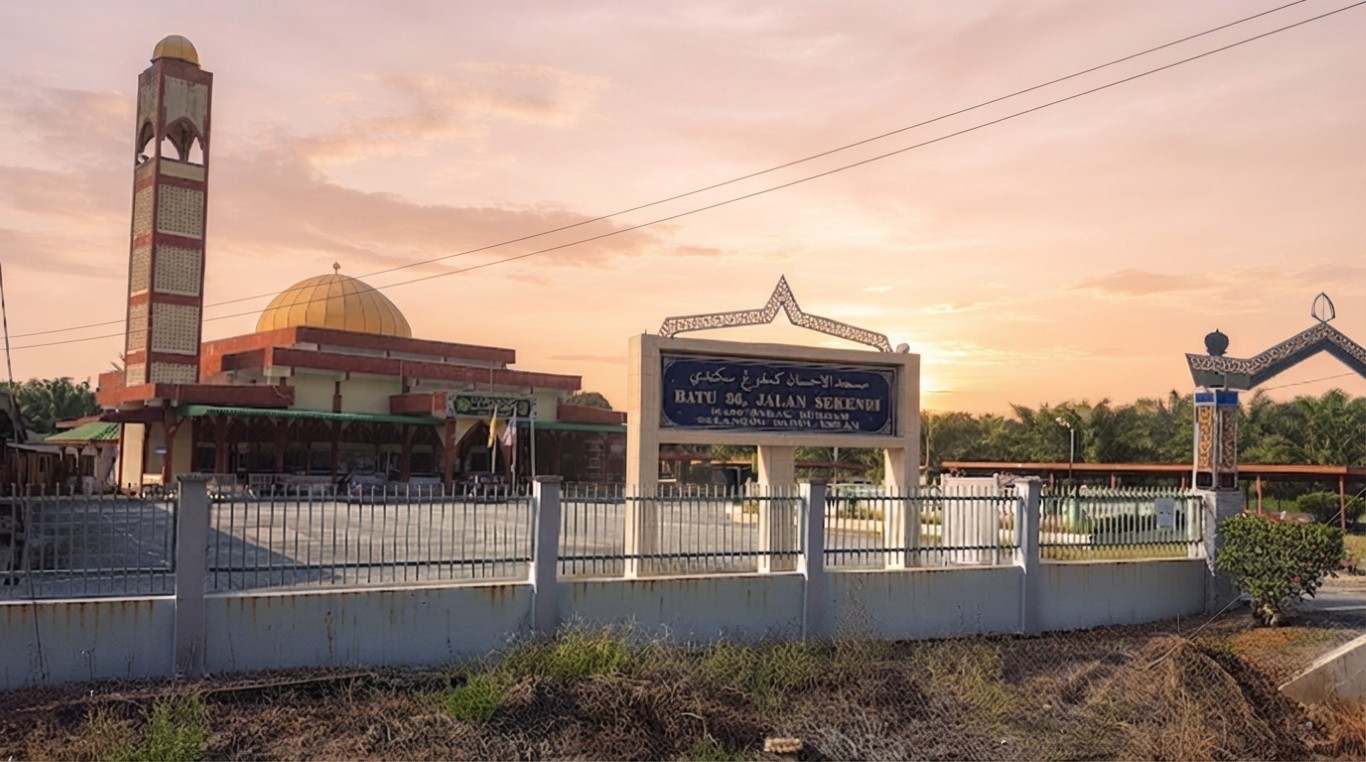 MASJID AL - EHSAN in Selangor