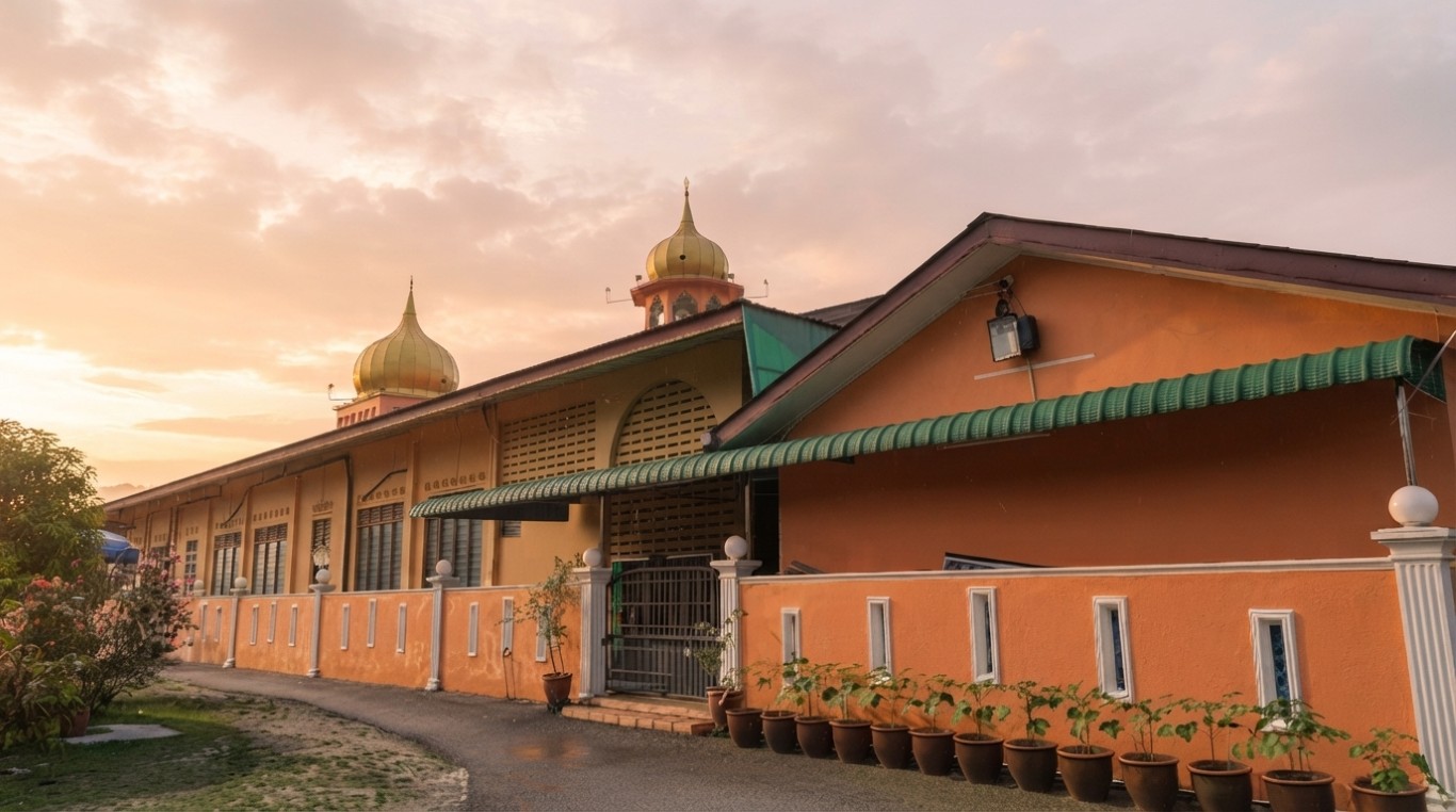 MASJID AL - HASHIMIAH, KG TALANG in Perak