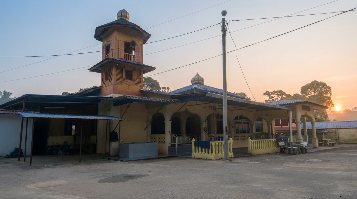 MASJID AL - IHSAN, KG STOR in Perak