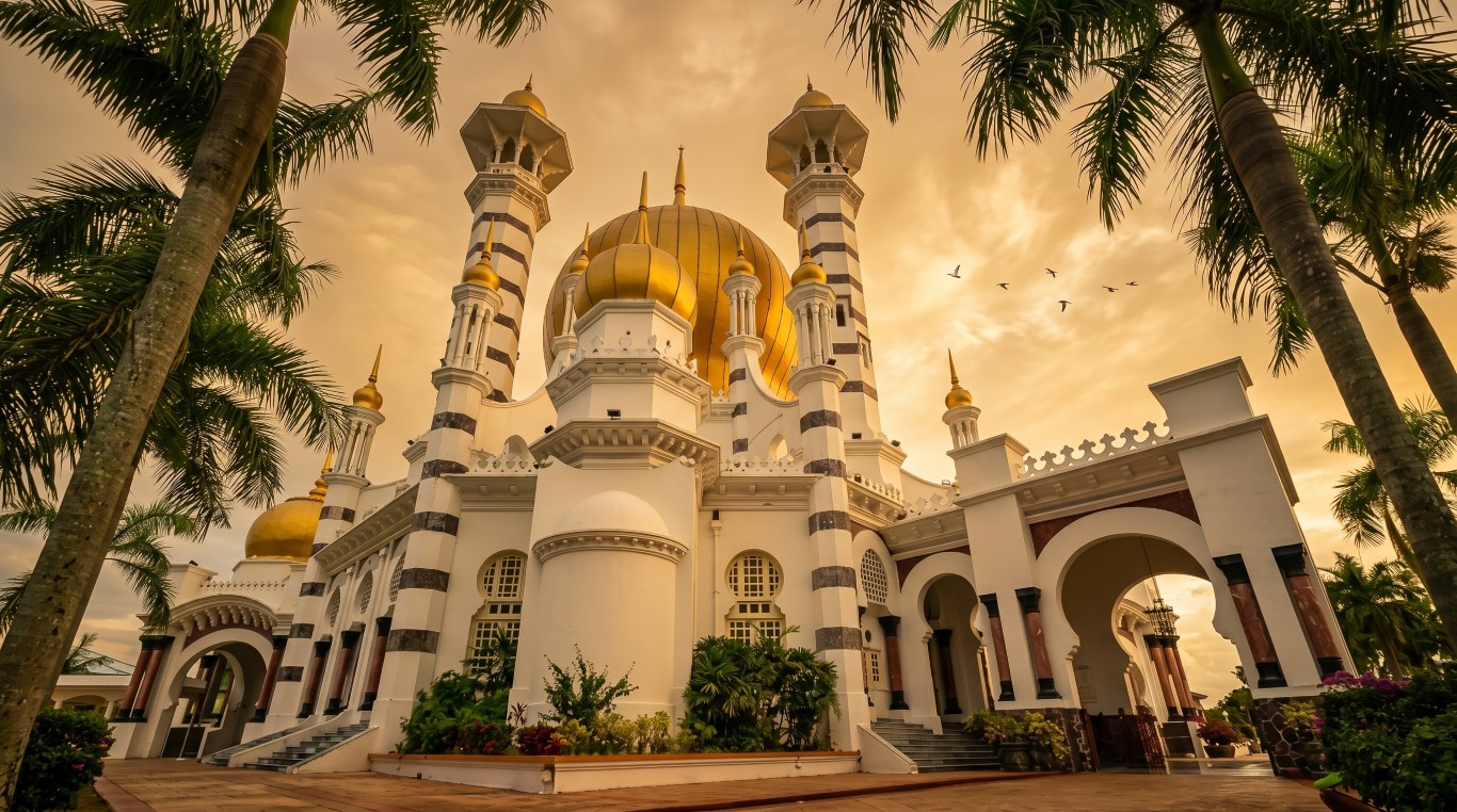 MASJID AL - UBUDIAH gallery image in Perak