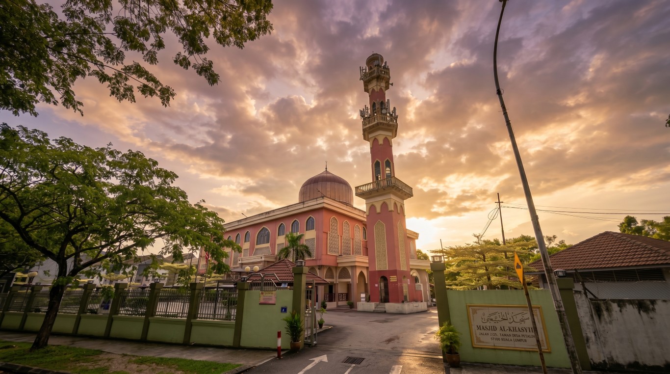 MASJID AL-KHASYI'IN, gallery image in Kuala Lumpur