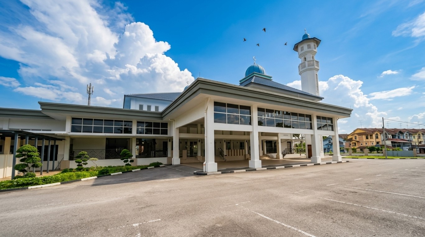 MASJID AL-MUKMIN gallery image in Johor