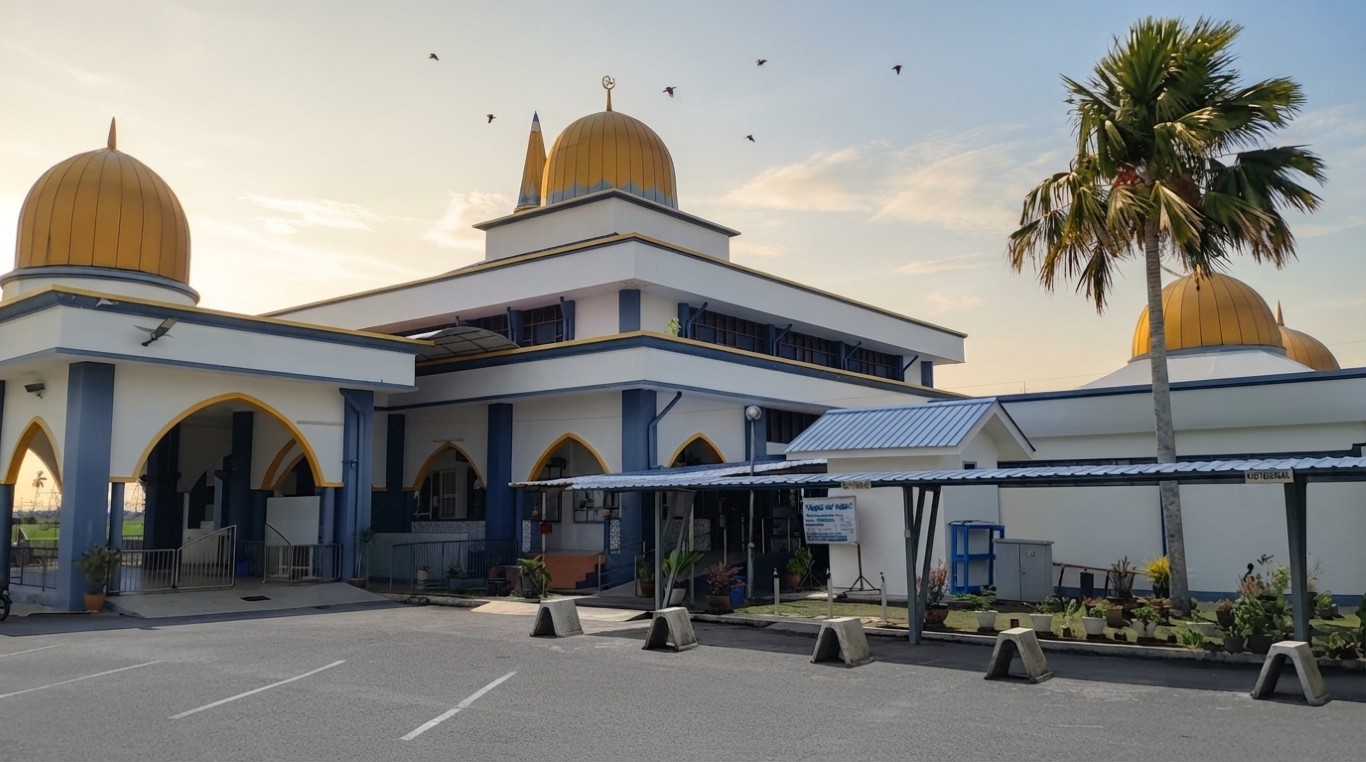 MASJID AMEER FAWWAZ in Perlis
