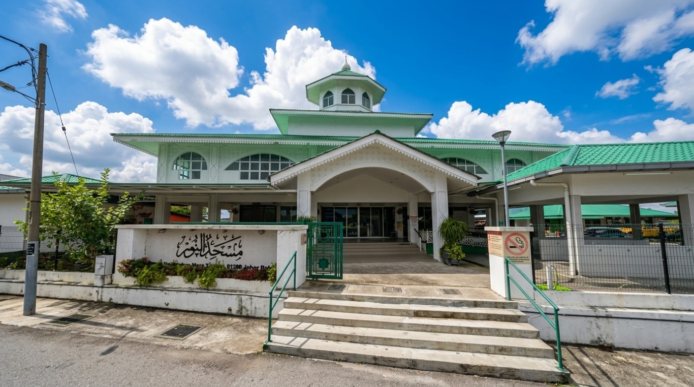 MASJID AN-NUR  PERUMAHAN MARA in Johor