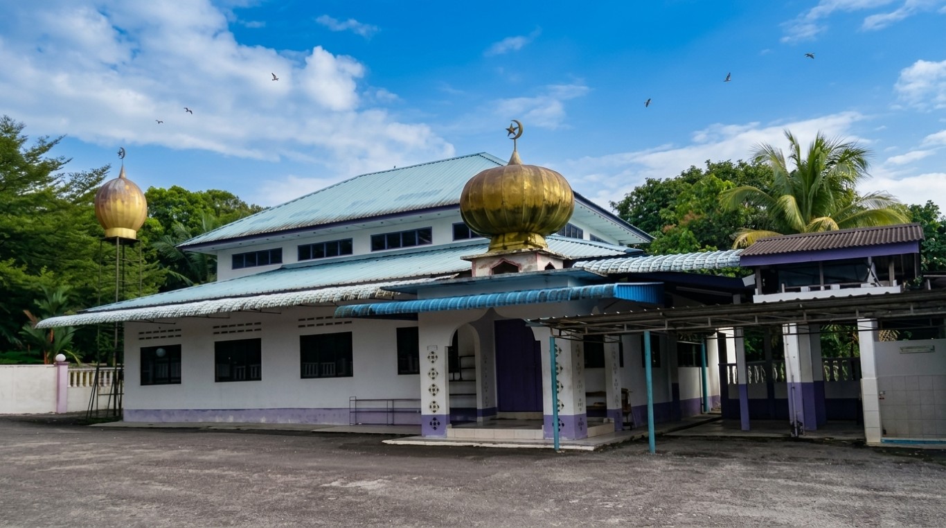 MASJID AS-SOLIHIN, SEDENAK in Johor