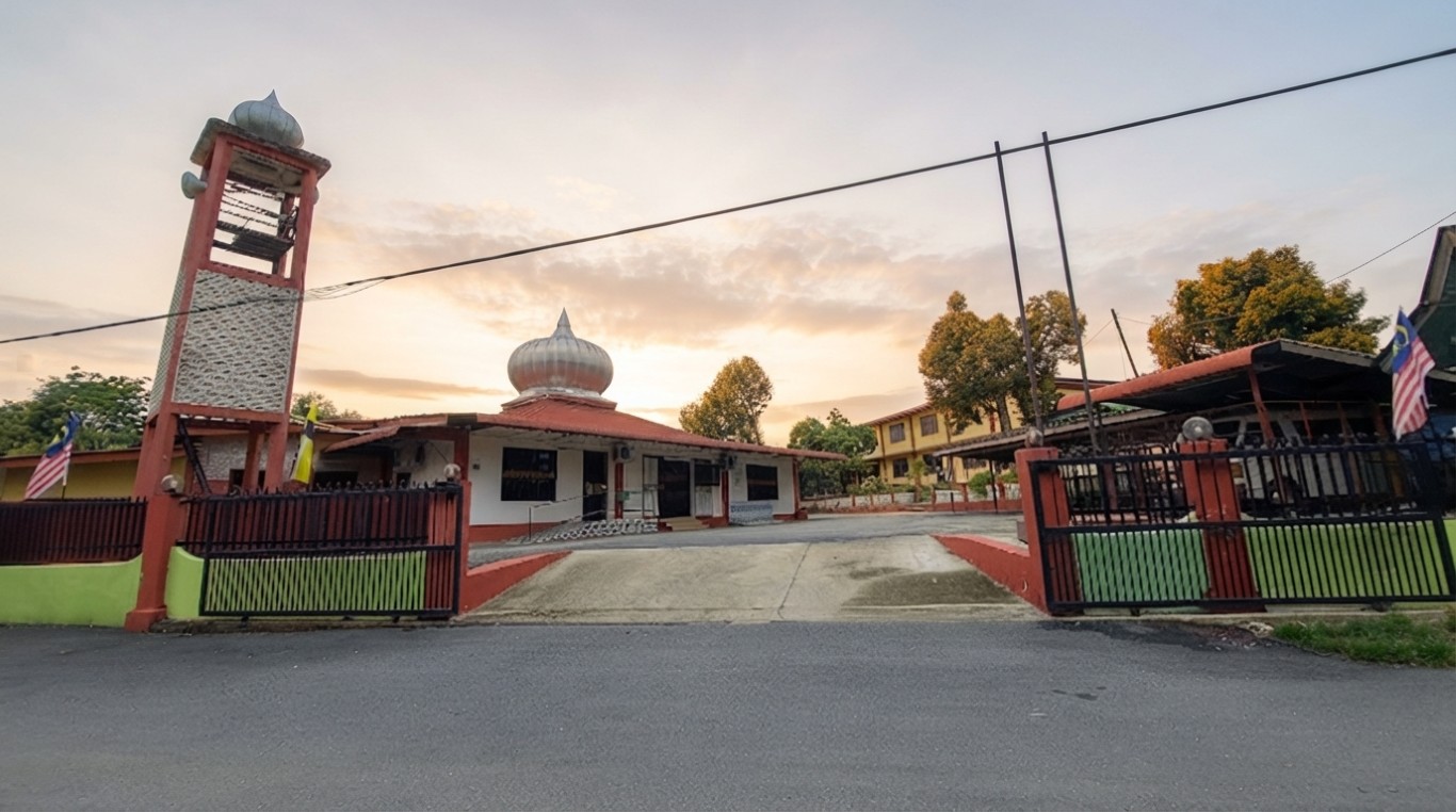 MASJID AZIZIAH, KG KETIOR DALAM in Perak