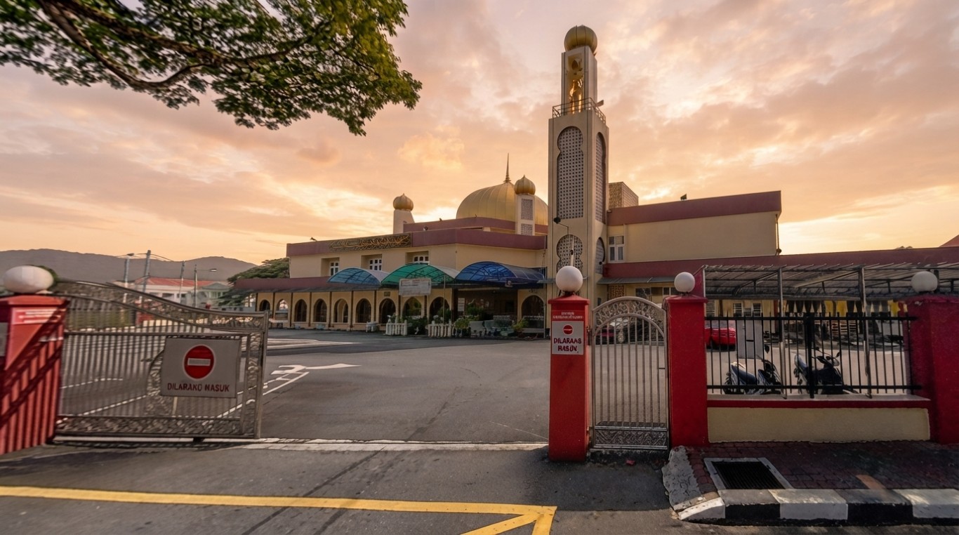 MASJID DAERAH RIDZWANIAH in Perak