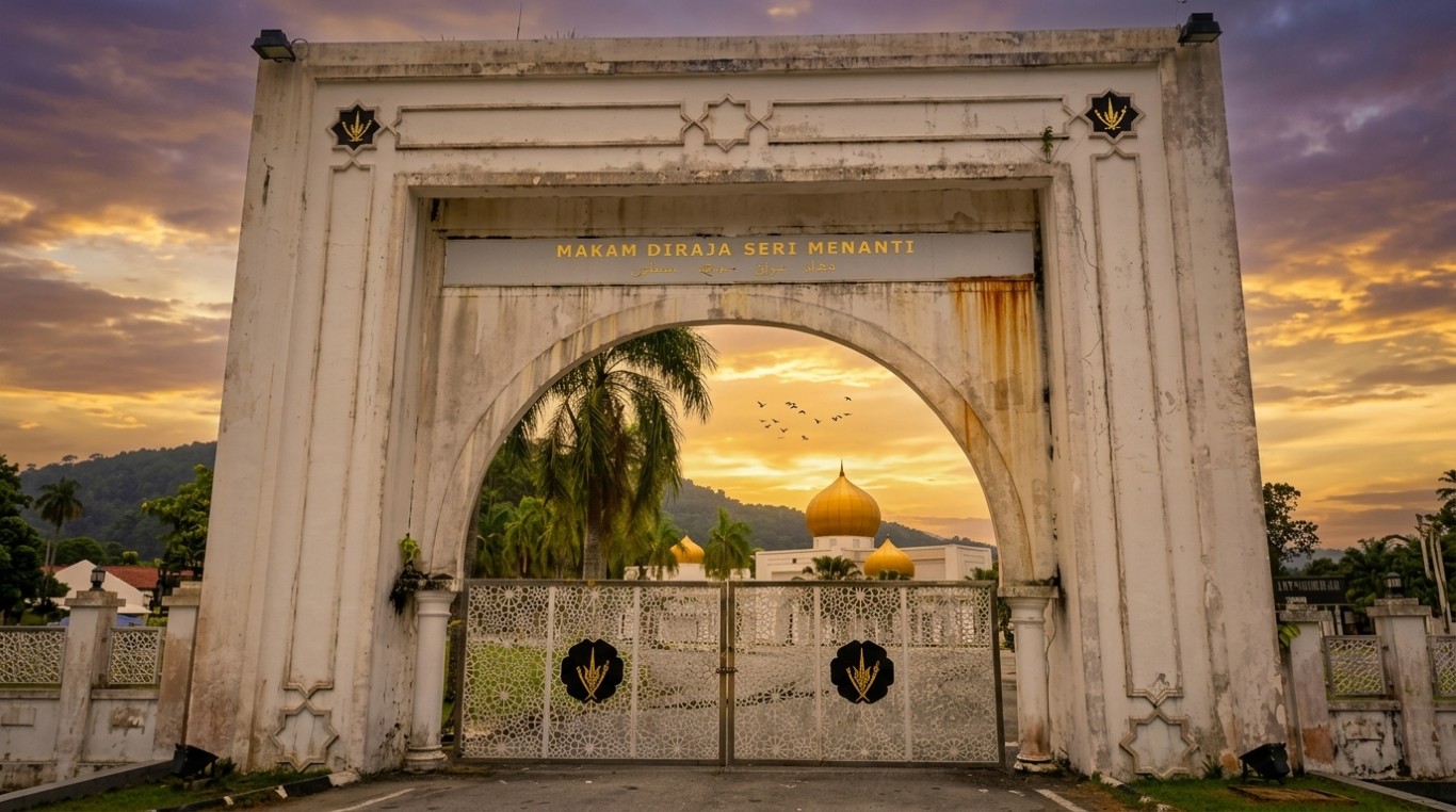 MASJID DIRAJA TUANKU MUNAWIR in Negeri Sembilan