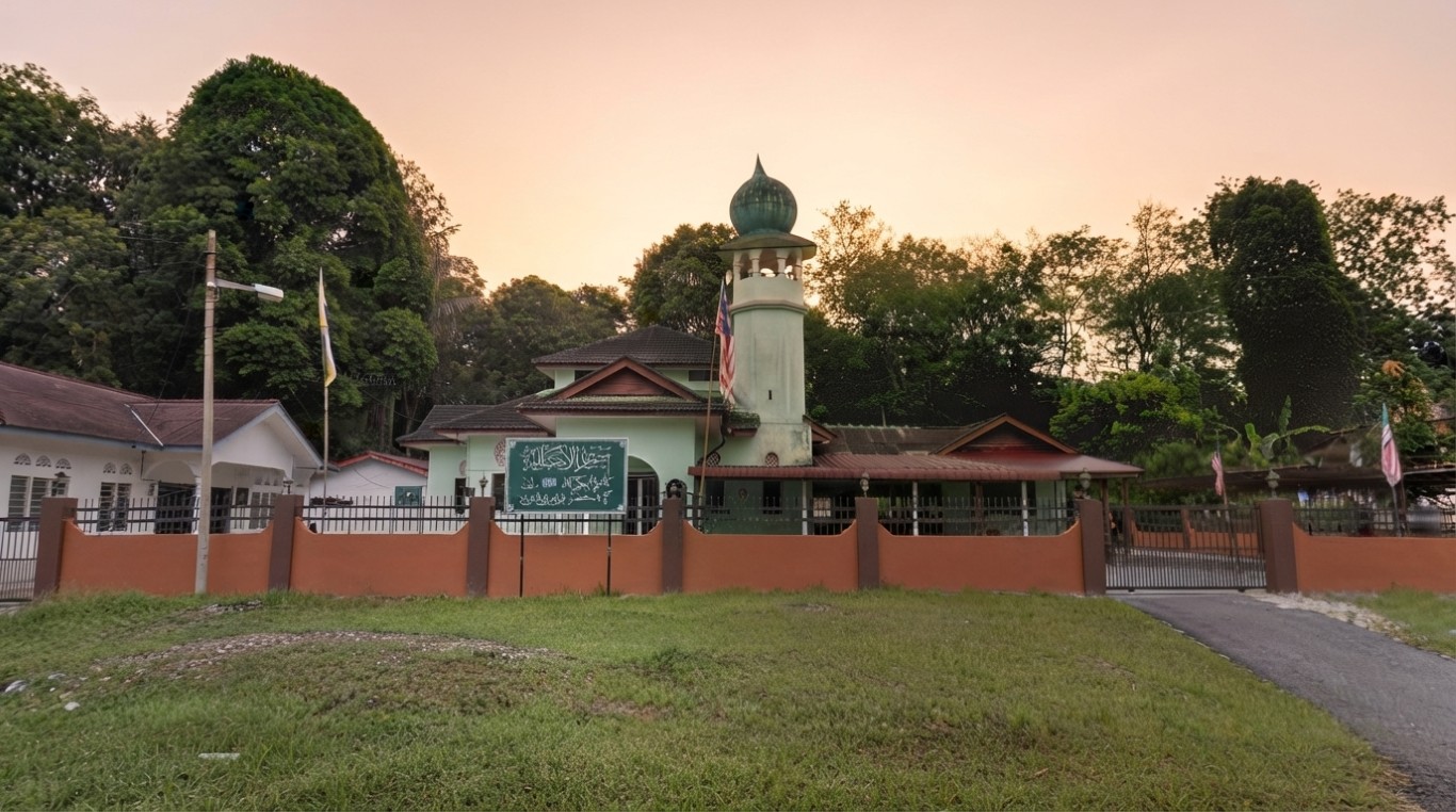 MASJID INSANIAH, KG CHEGAR GALAH in Perak