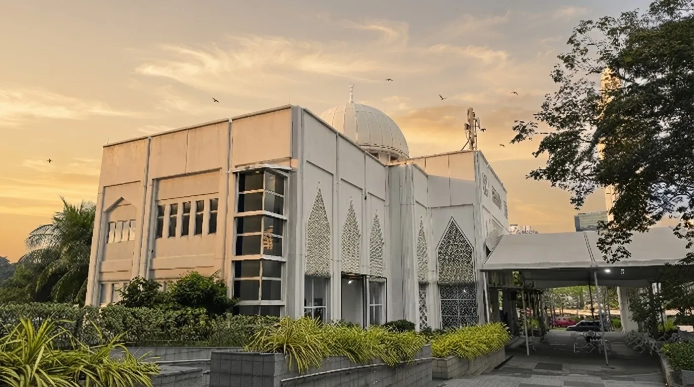 MASJID JAMEK ABDULLAH HUKUM ECO CITY, Kuala Lumpur