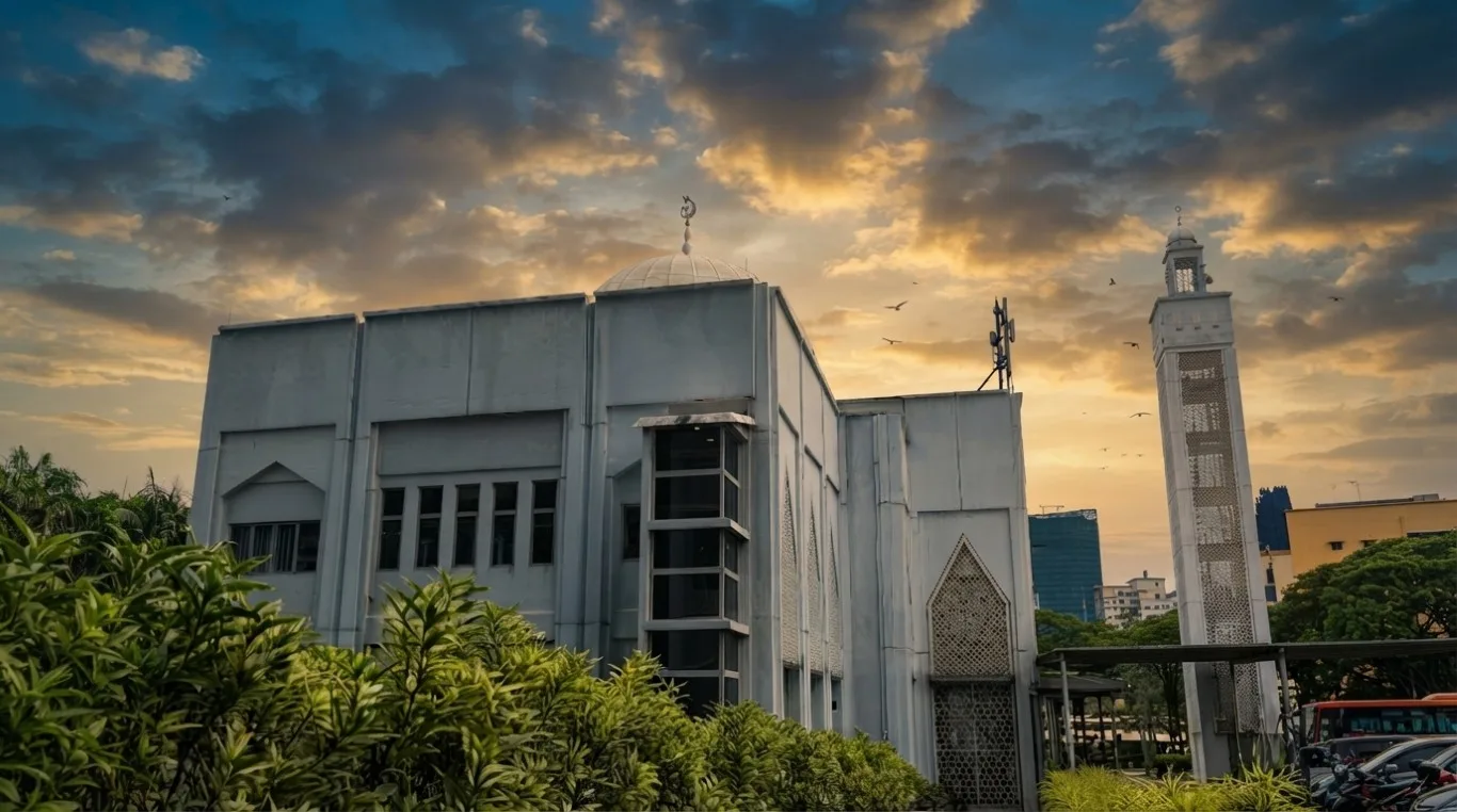 MASJID JAMEK ABDULLAH HUKUM ECO CITY, Kuala Lumpur