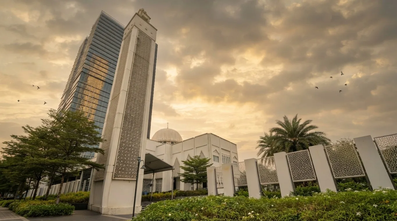 MASJID JAMEK ABDULLAH HUKUM ECO CITY, Kuala Lumpur
