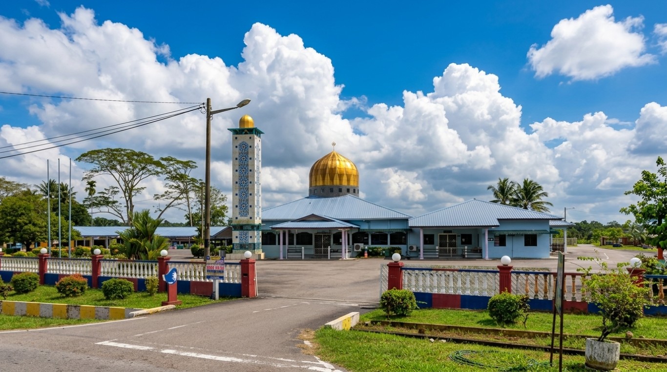 MASJID JAMEK AL-AMIN, FELDA TENGGAROH 1 in Johor