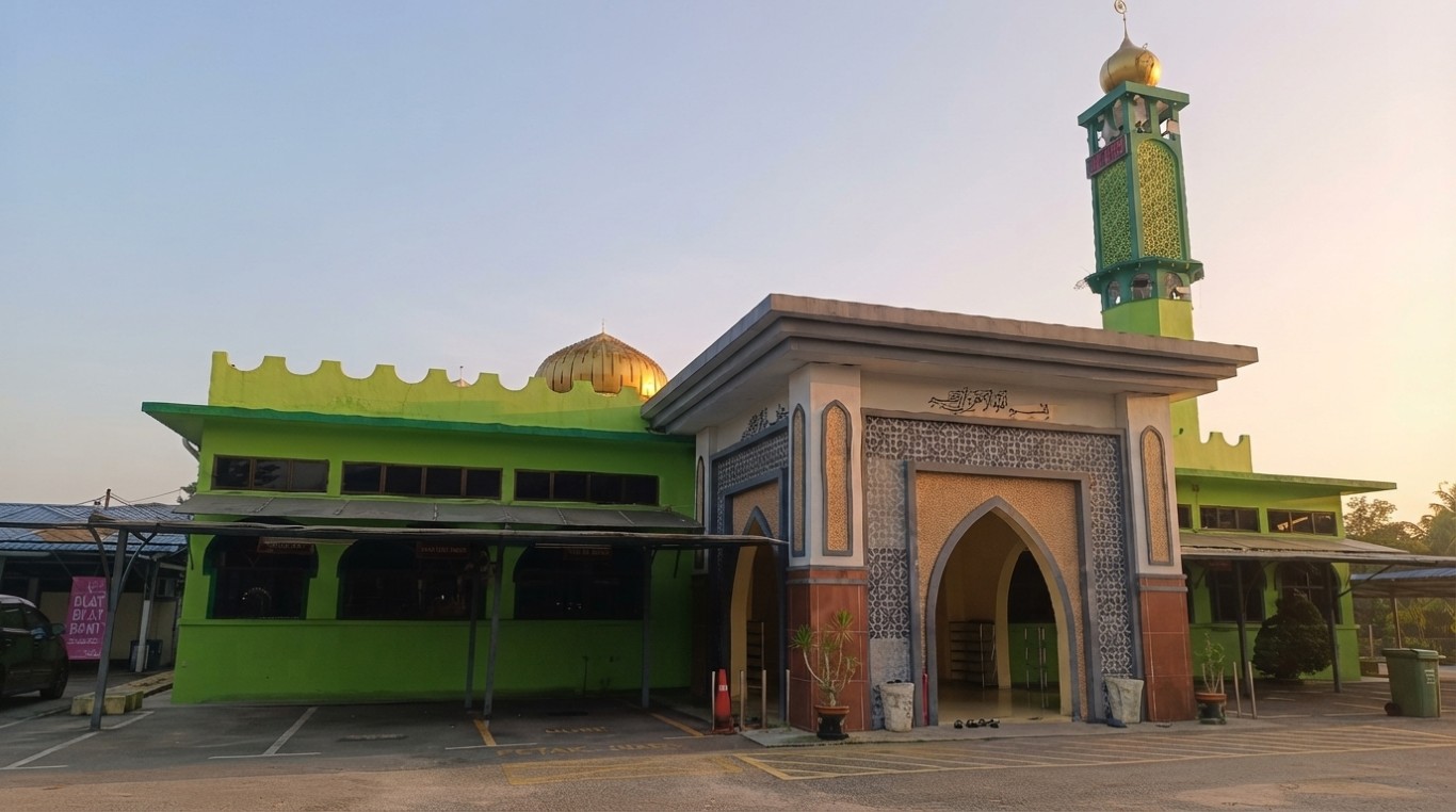MASJID JAMEK TAMAN YAYASAN KAMUNTING in Perak