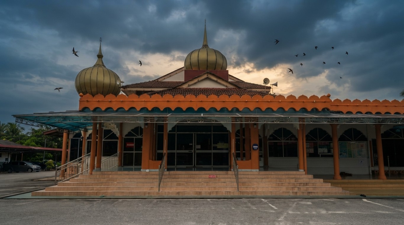 MASJID JAMEK TUAN GURU HAJI ABD AZIZ PEKAN PENDANG in Kedah