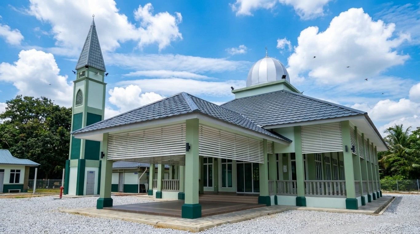 MASJID KAMPUNG AUR GADING in Pahang
