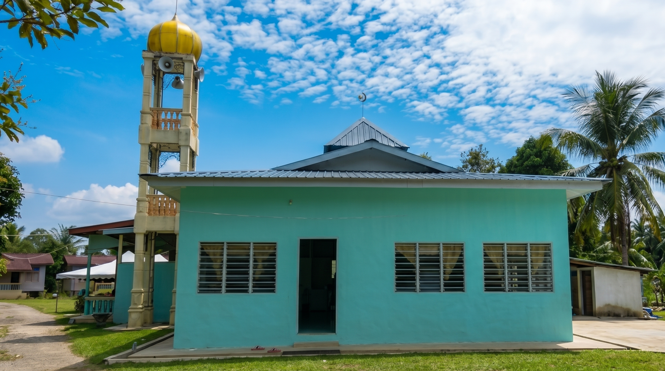 MASJID KAMPUNG LOYANG gallery image in Pahang