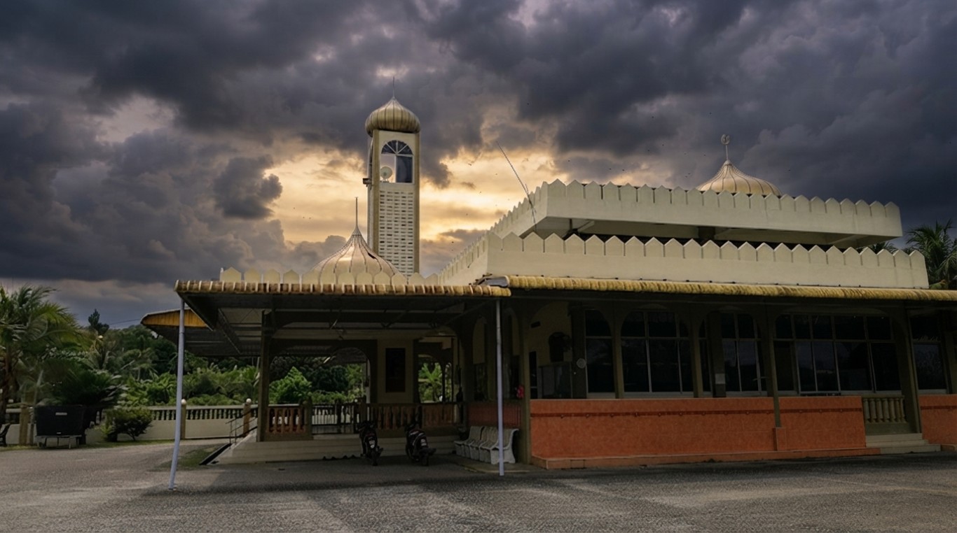 MASJID KAMPUNG PADANG (AL-IRSYADI) in Kedah