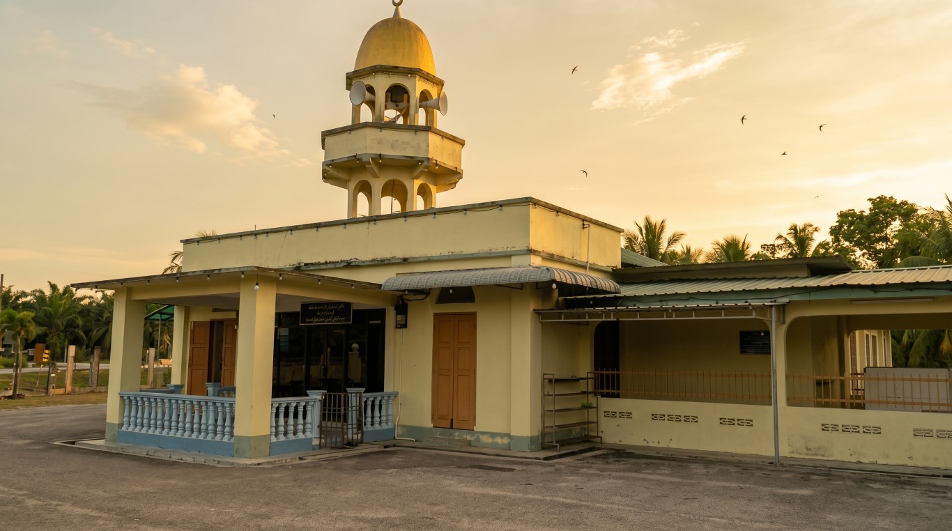 MASJID KAMPUNG PARIT HAJI ABD KARIM in Johor