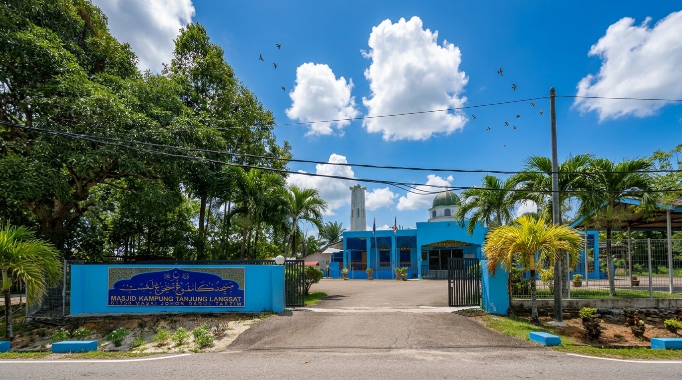 MASJID KAMPUNG TANJUNG LANGSAT gallery image in Johor