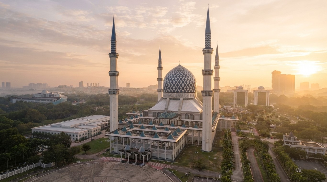 MASJID SULTAN SALAHUDDIN ABDUL AZIZ SHAH gallery image in Selangor